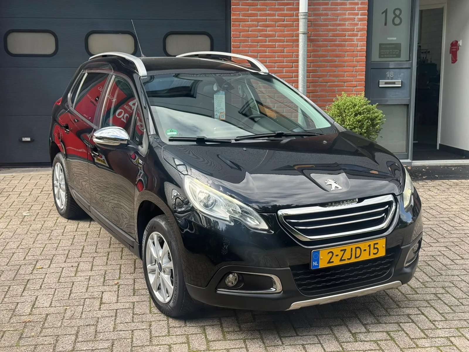 Peugeot 2008 (2015) — foto 1