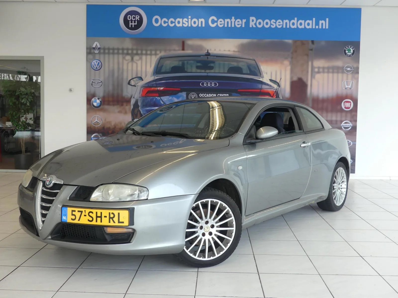 Alfa Romeo GT (2006) — foto 1