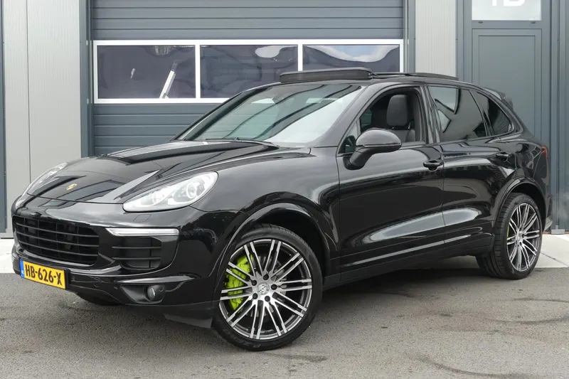 Porsche Cayenne (2015)