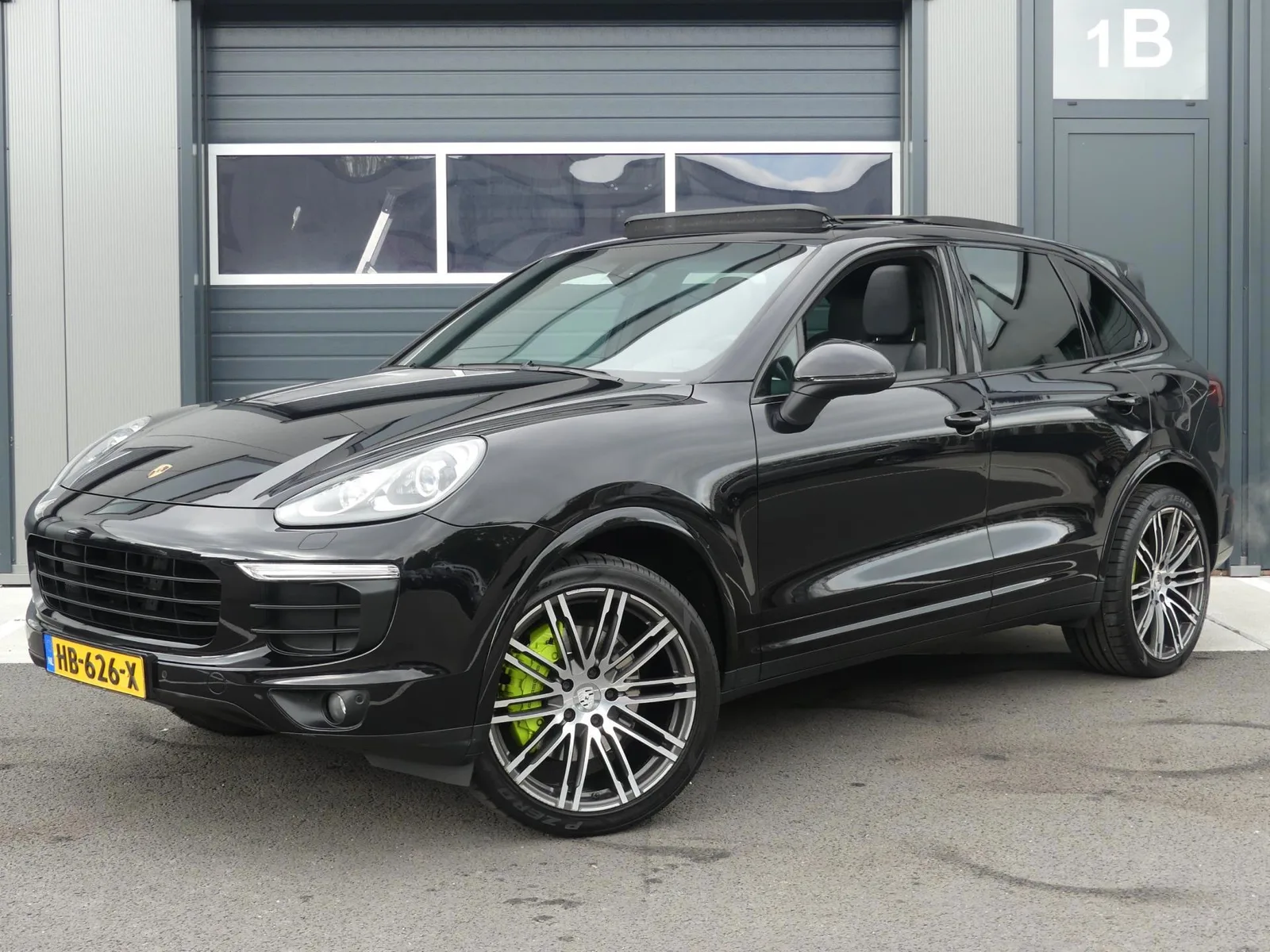 Porsche Cayenne (2015) — foto 1