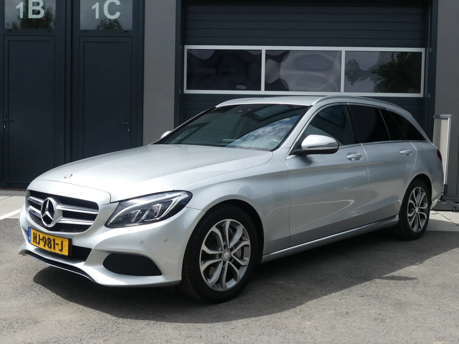 Mercedes-Benz C-Klasse (2015) — foto 1