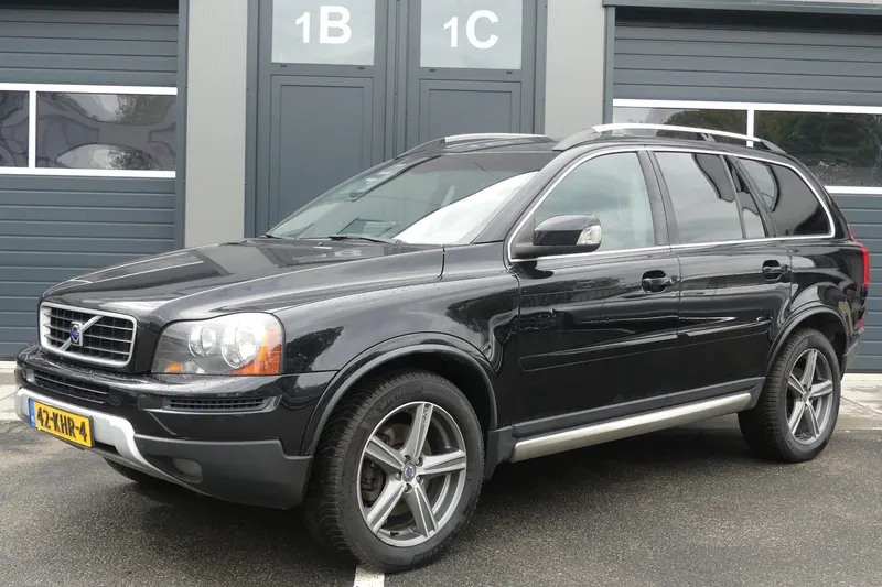 Volvo XC90 (2010)