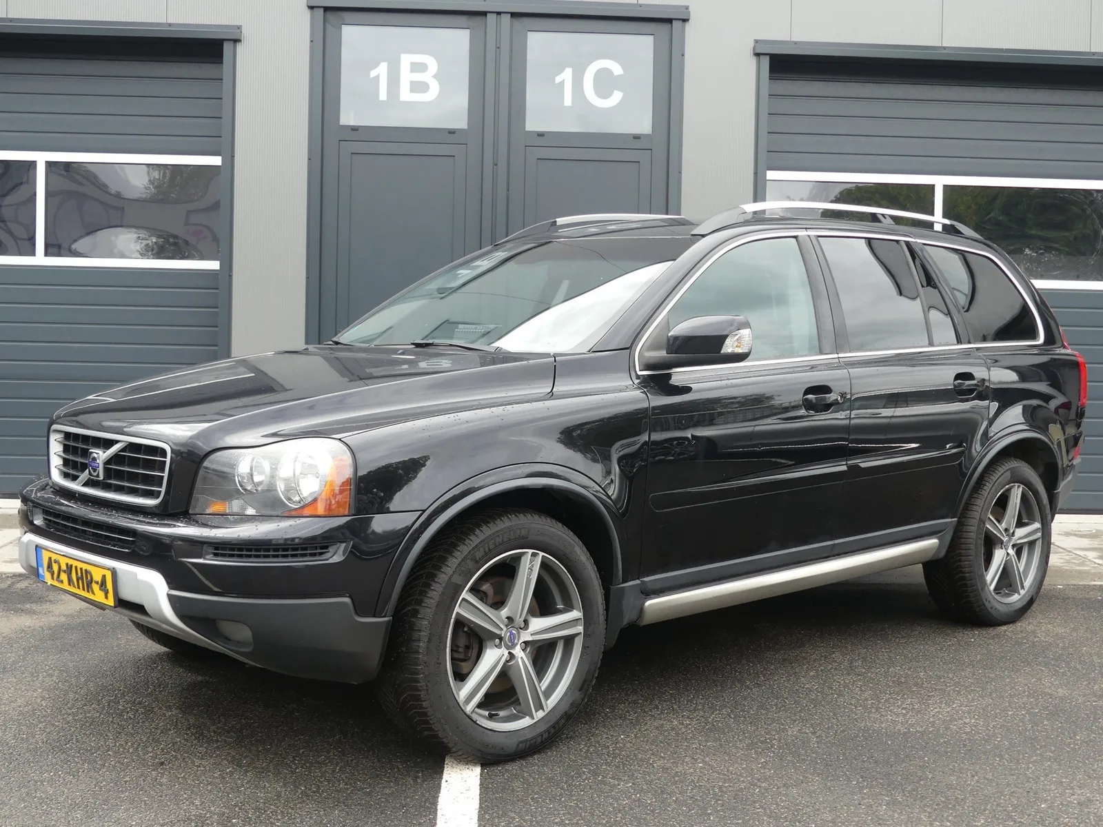 Volvo XC90 (2010) — foto 1