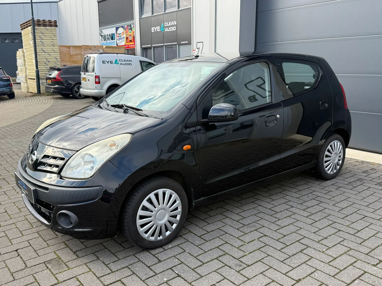 Nissan Pixo (2011) — foto 1