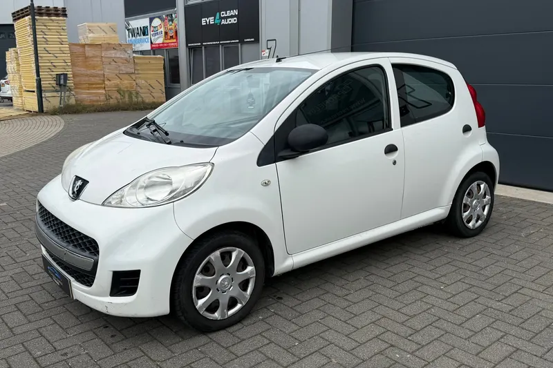 Peugeot 107 (2011)