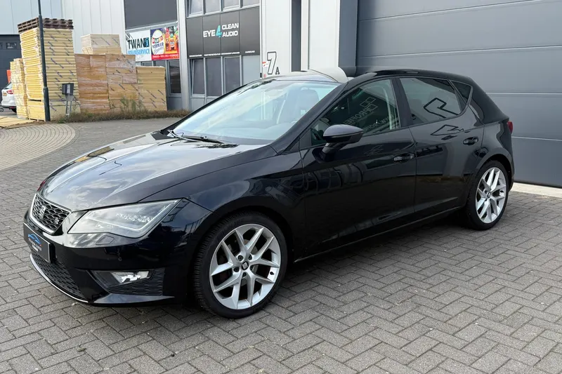 SEAT Leon (2013)