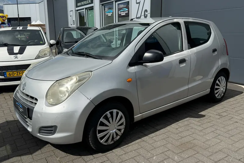 Suzuki Alto (2010)
