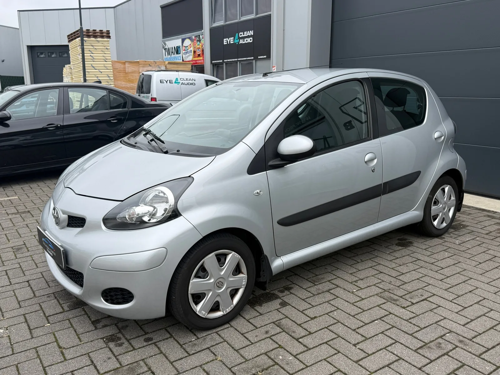 Toyota Aygo (2011) — foto 1