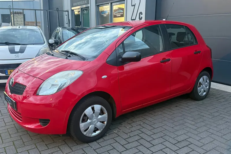 Toyota Yaris (2008)