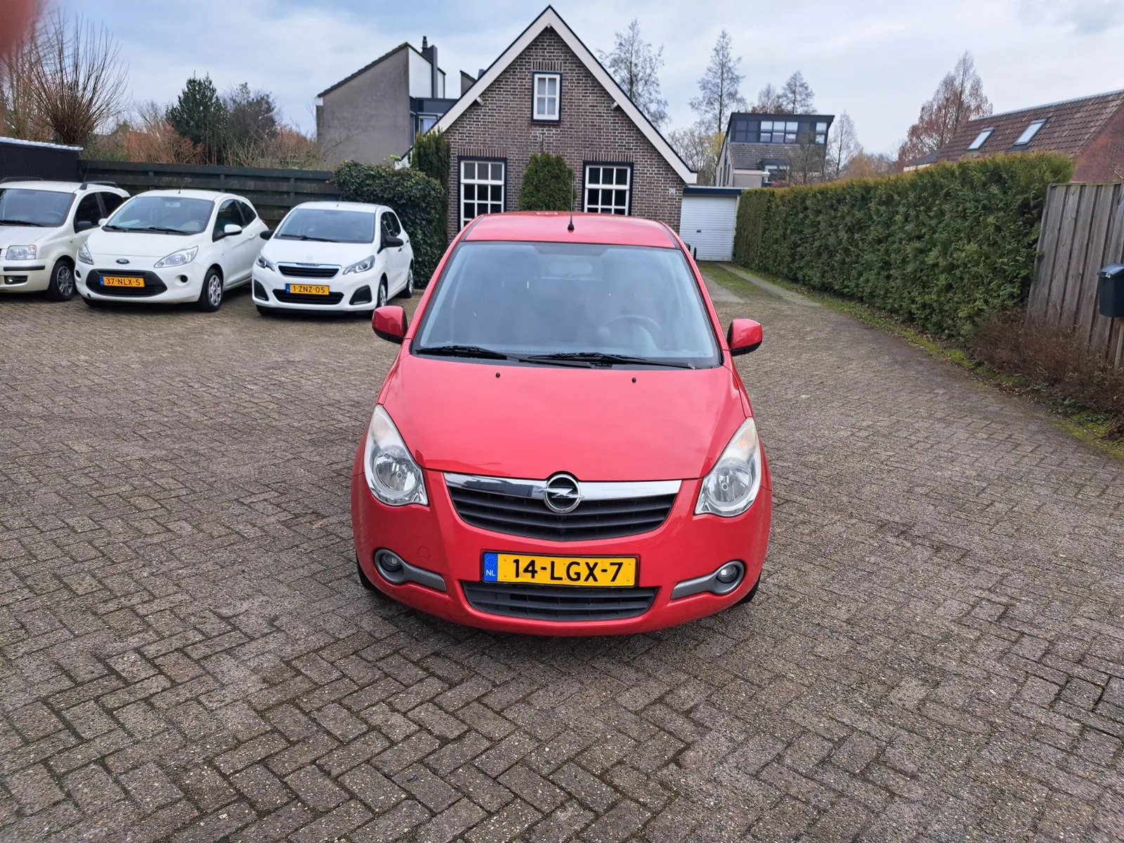 Opel Agila (2010) — foto 1