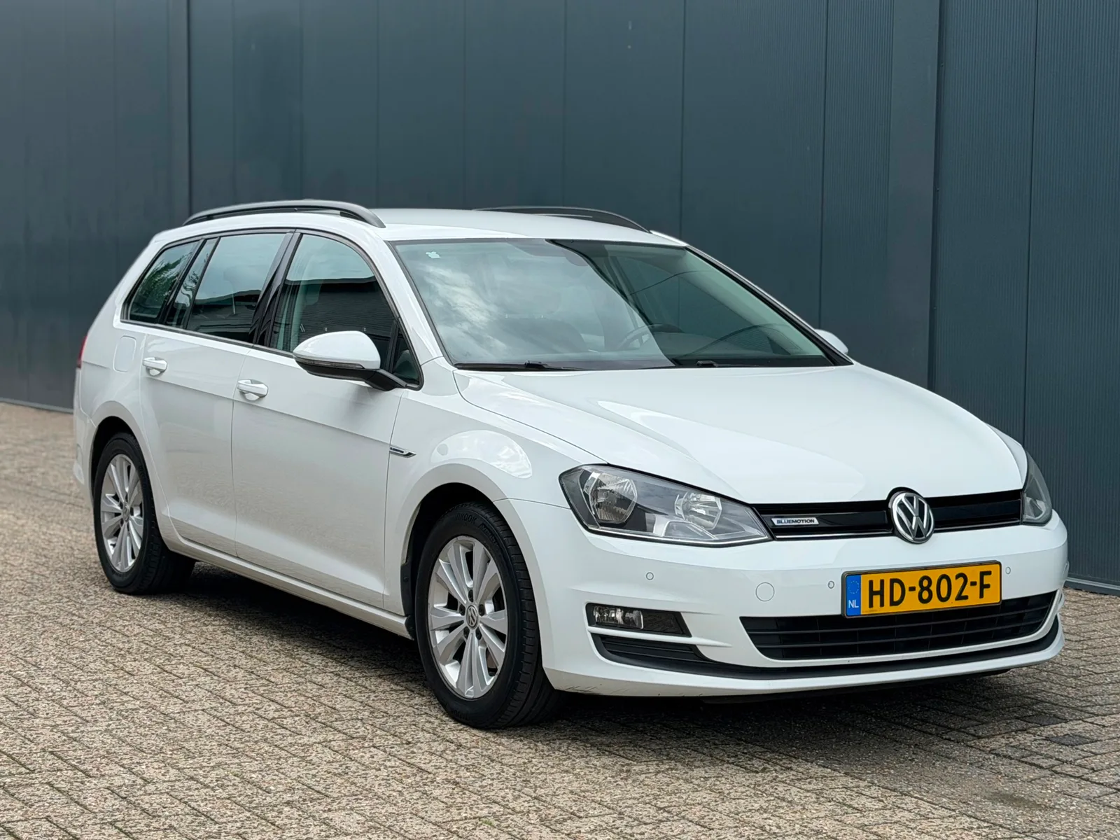 Volkswagen Golf (2015) — foto 1