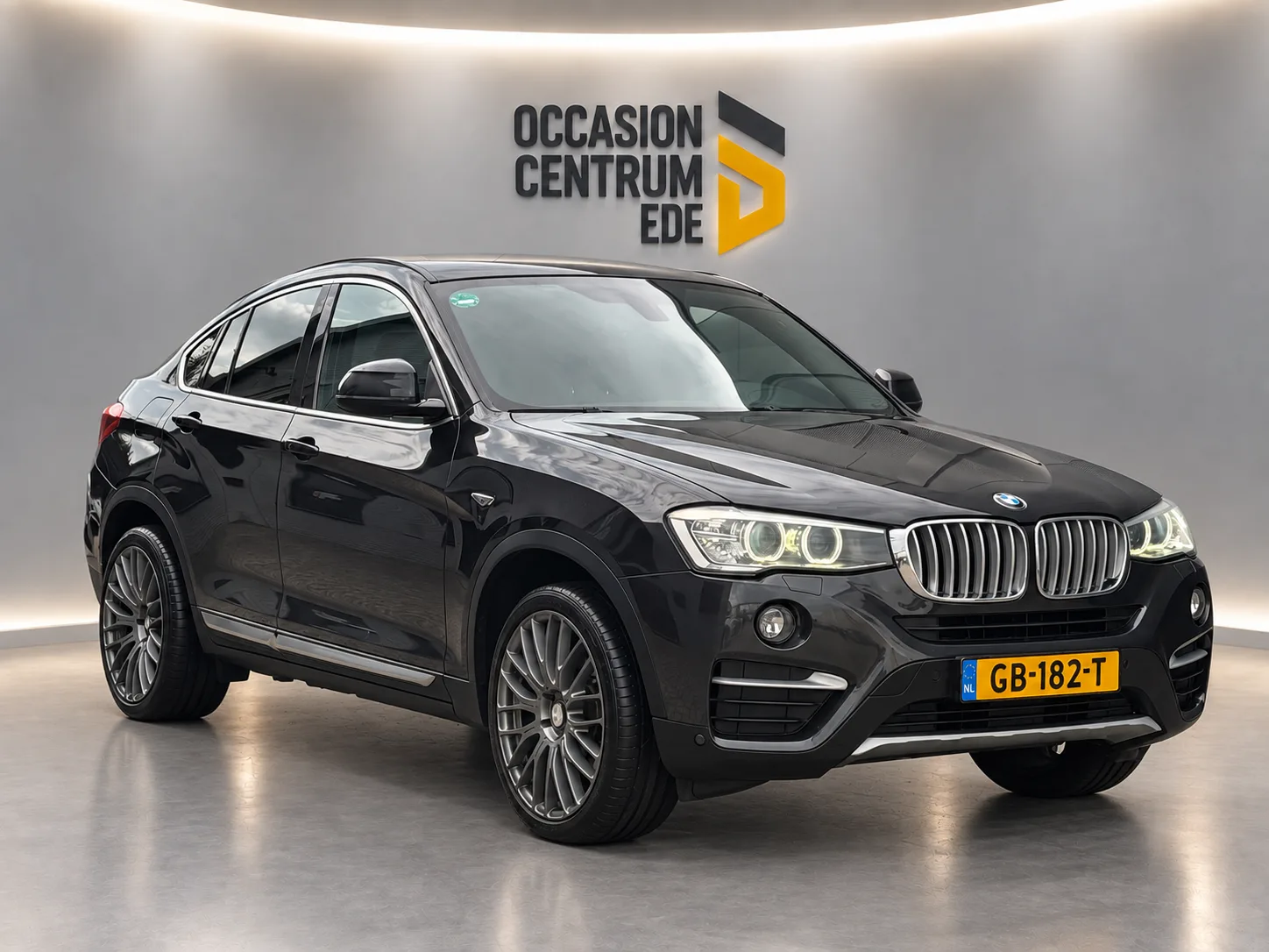 BMW X4 (2015) — foto 1