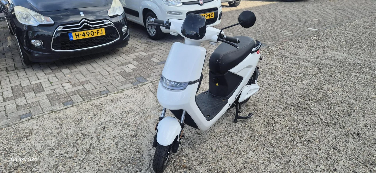 Wlie Snorscooter e-S1 handig klein electrische scootertje accu goed (2020) — foto 1