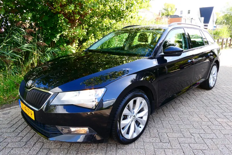 Škoda Superb (2018)