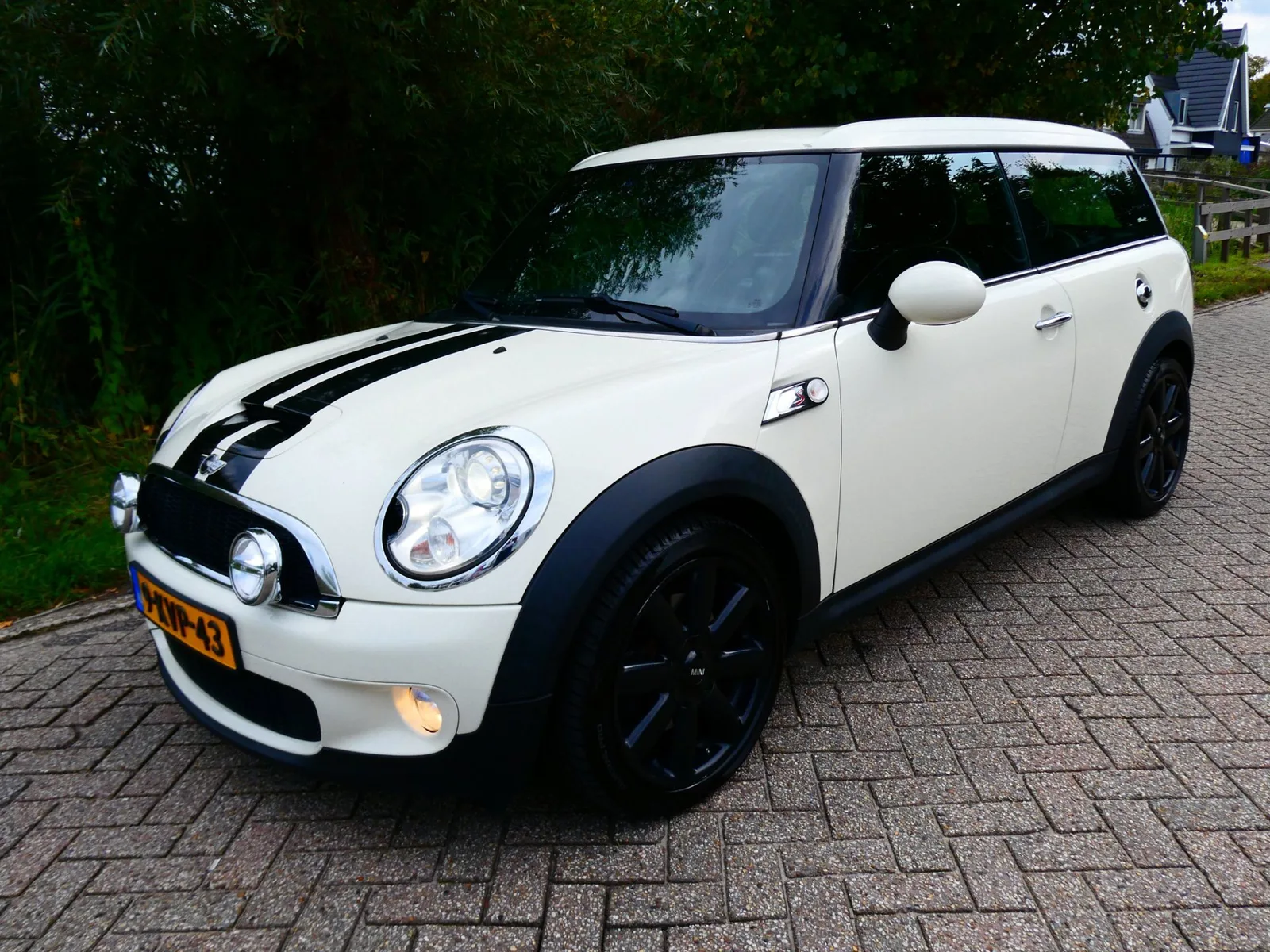 MINI Clubman (2010) — foto 1
