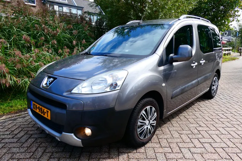 Peugeot Partner (2011)