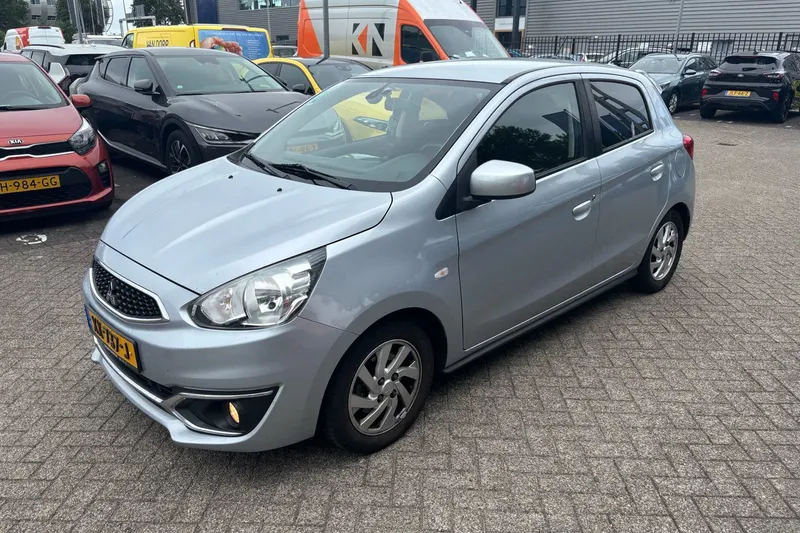 Mitsubishi Space Star (2019)