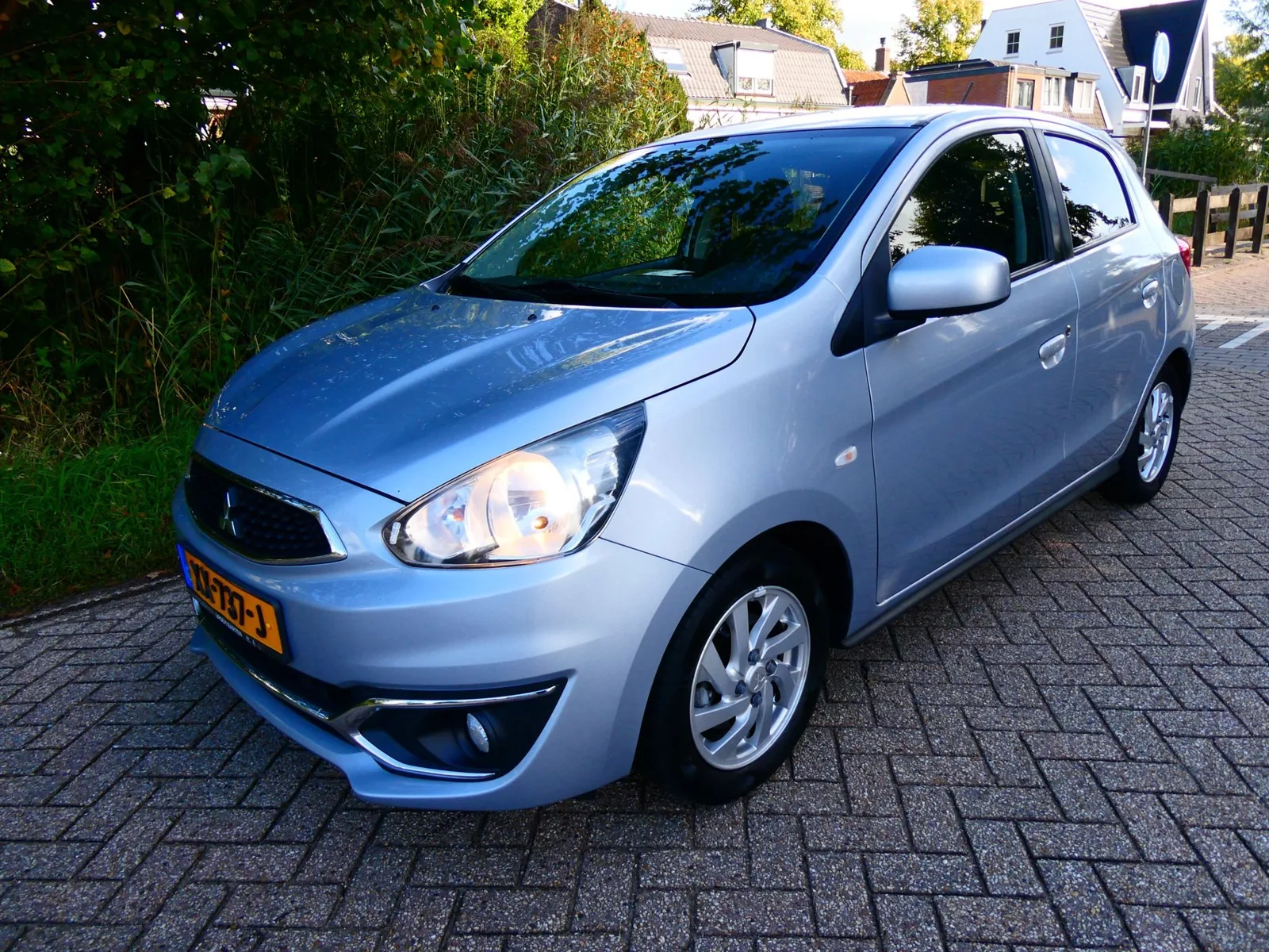 Mitsubishi Space Star (2019) — foto 1