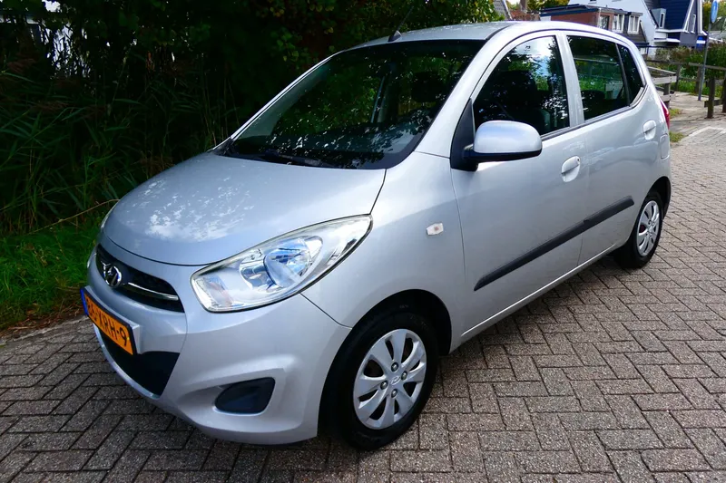Hyundai i10 (2012)