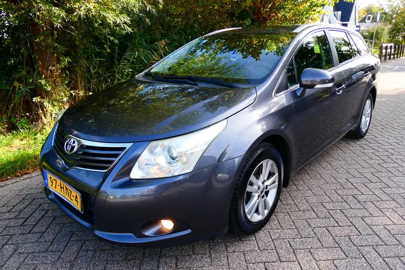 Toyota Avensis (2009)