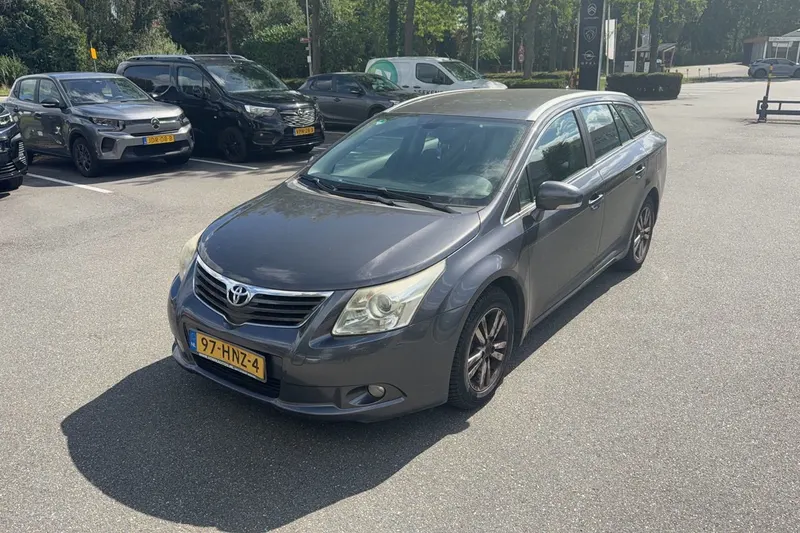 Toyota Avensis (2009)