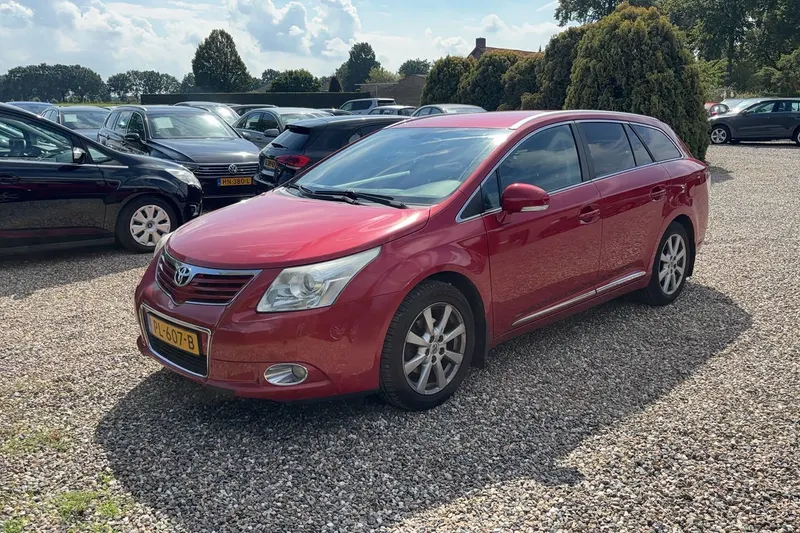Toyota Avensis (2010)