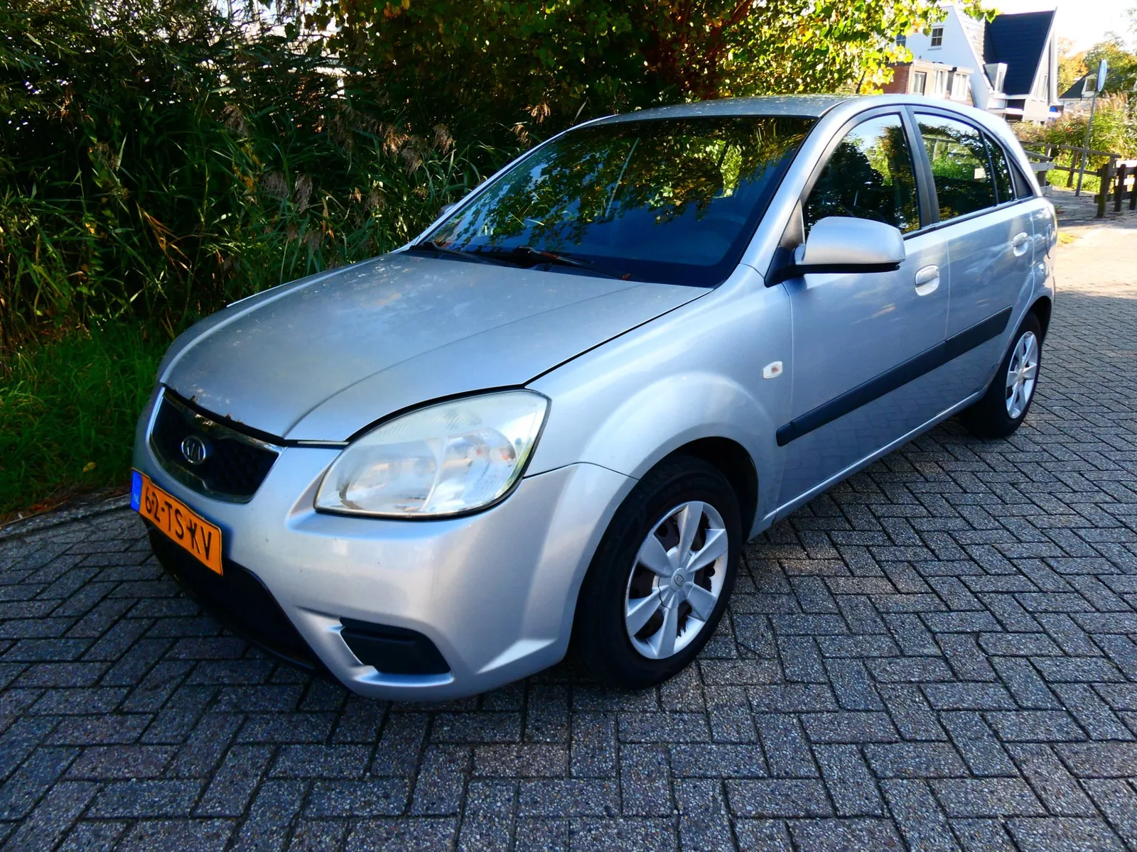 Kia Rio (2007) — foto 1