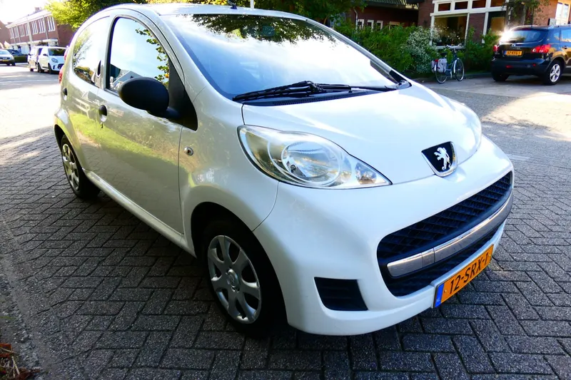 Peugeot 107 (2011)