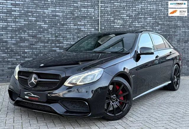Mercedes-Benz E-Klasse (2013) — foto 1