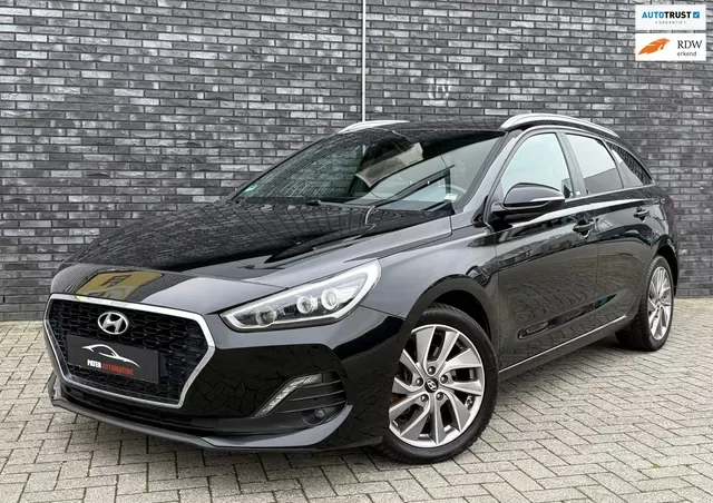 Hyundai i30 (2019) — foto 1