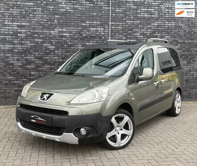Peugeot Partner (2010) — foto 1