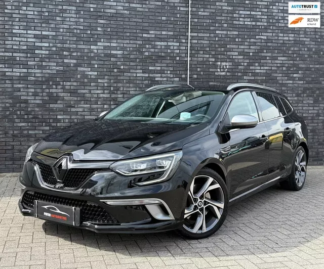 Renault Mégane (2017) — foto 1