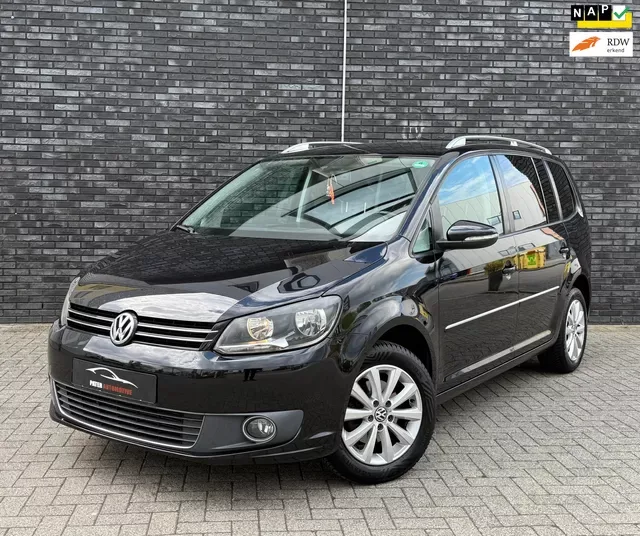 Volkswagen Touran (2012) — foto 1