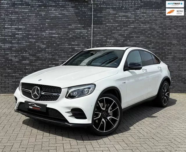 Mercedes-Benz GLC-Klasse Coupé (2017) — foto 1