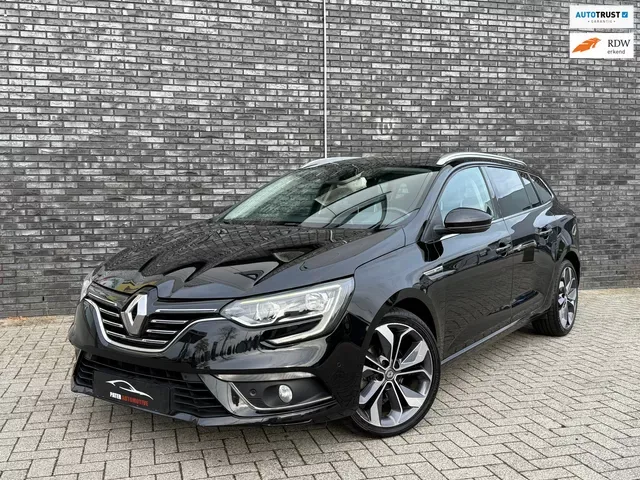 Renault Mégane (2019) — foto 1