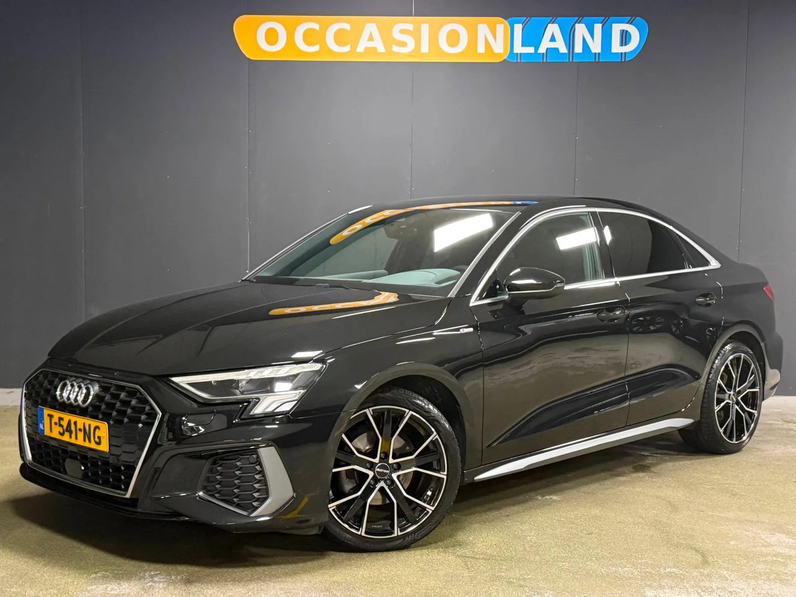 Audi A3 (2023) — foto 1