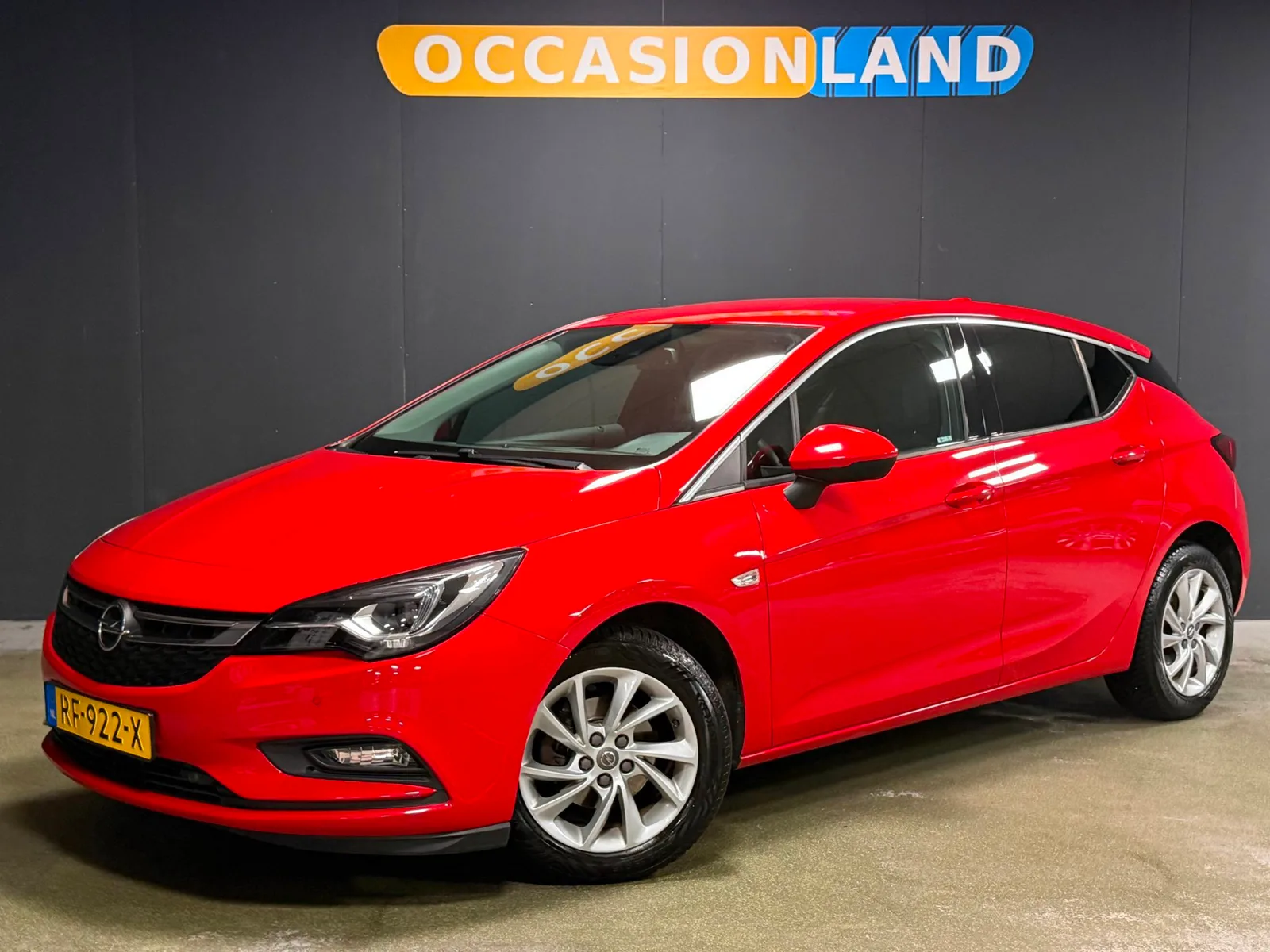 Opel Astra (2017) — foto 1