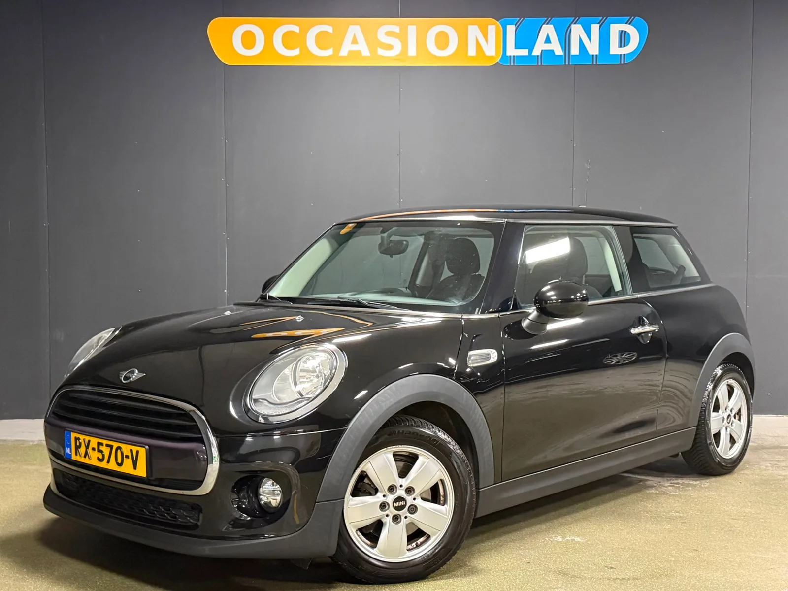 MINI Cooper (2018) — foto 1