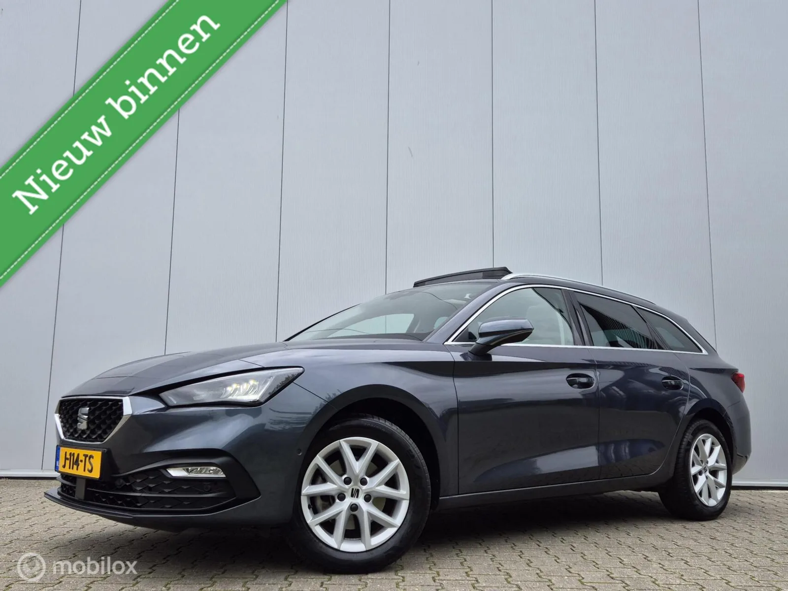 SEAT Leon Sportstourer (2020) — foto 1
