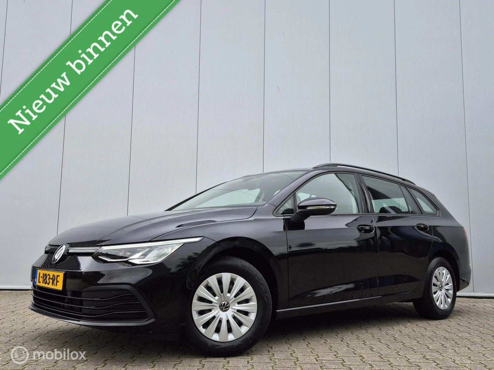 Volkswagen Golf (2021) — foto 1