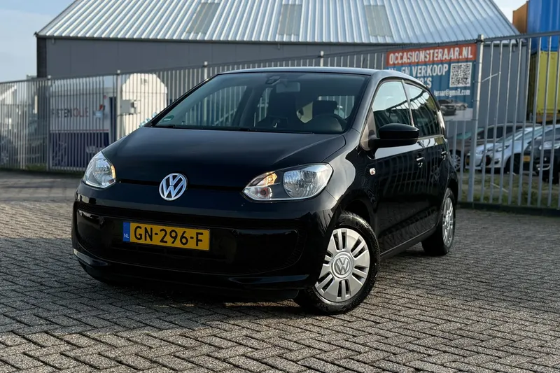 Volkswagen Up! (2015)