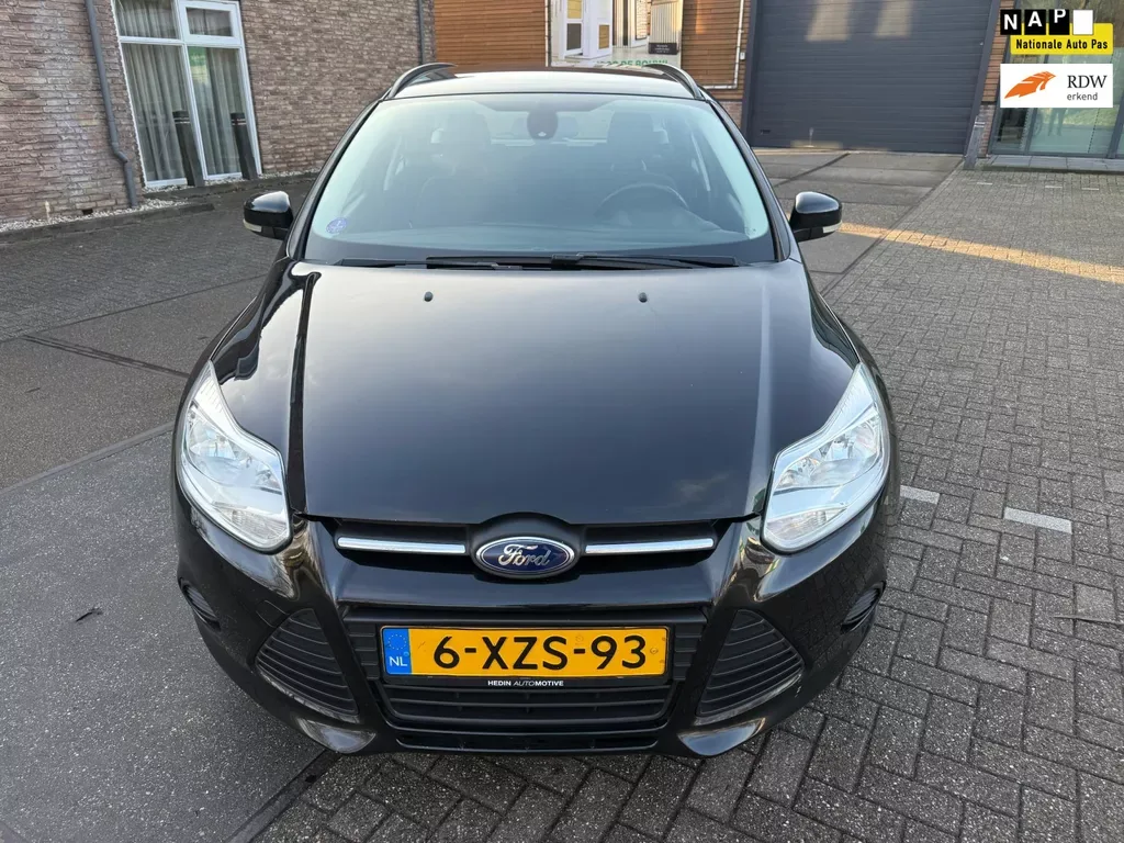 Ford Focus (2014) — foto 1