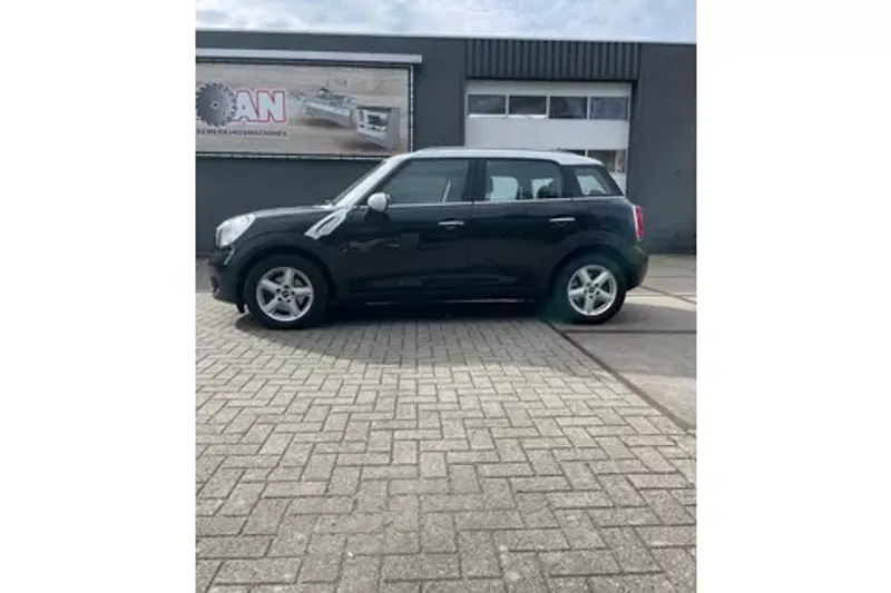 MINI Countryman (2014)