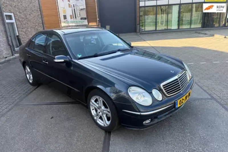 Mercedes-Benz E-Klasse (2002)