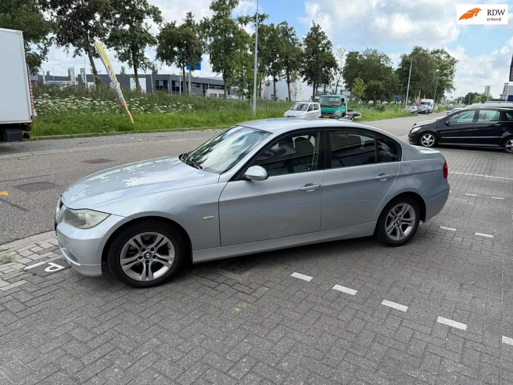 BMW 3-Serie (2008) — foto 1