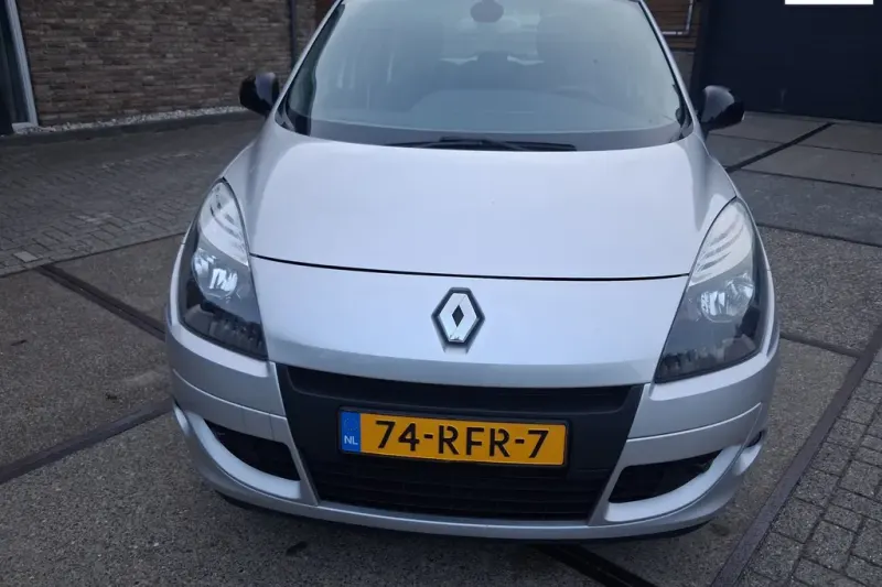 Renault Scénic (2011)