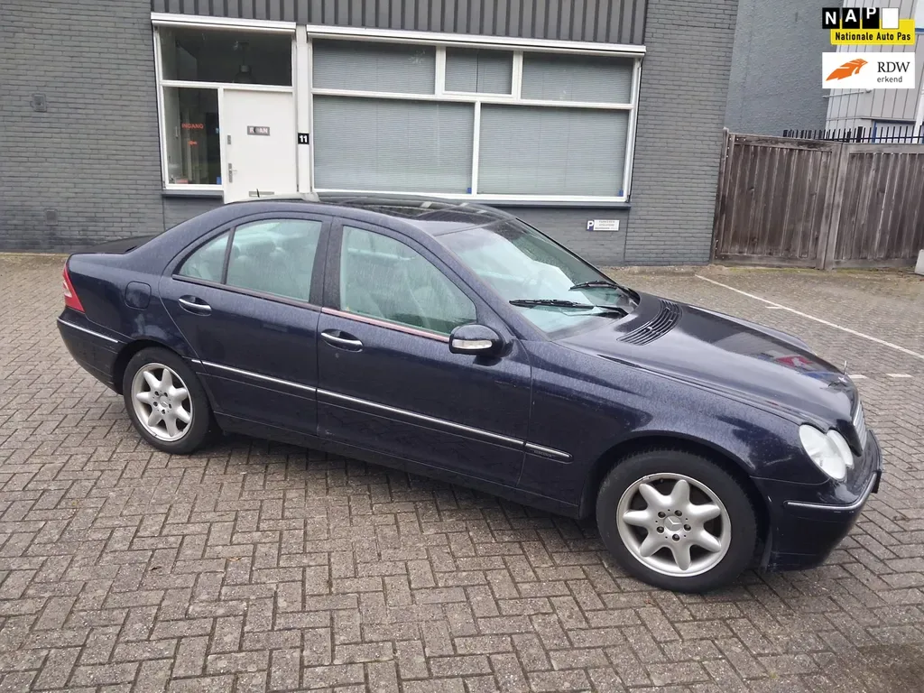 Mercedes-Benz C-Klasse (2001) — foto 1