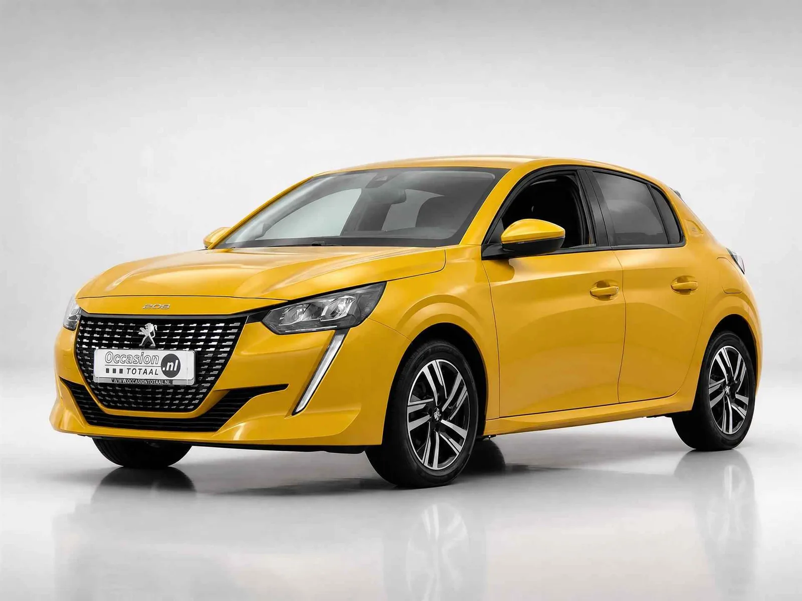 Peugeot 208 (2021) — foto 1