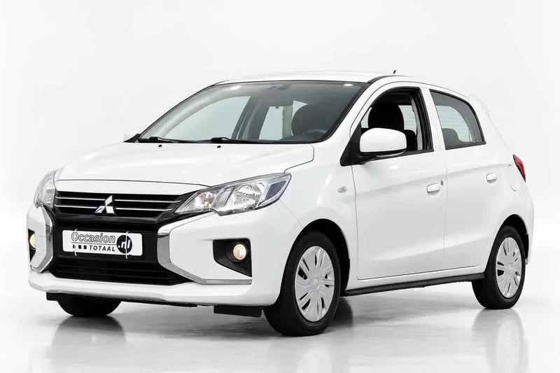 Mitsubishi Space Star (2023)
