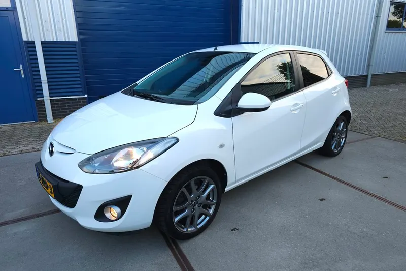 Mazda 2 (2013)